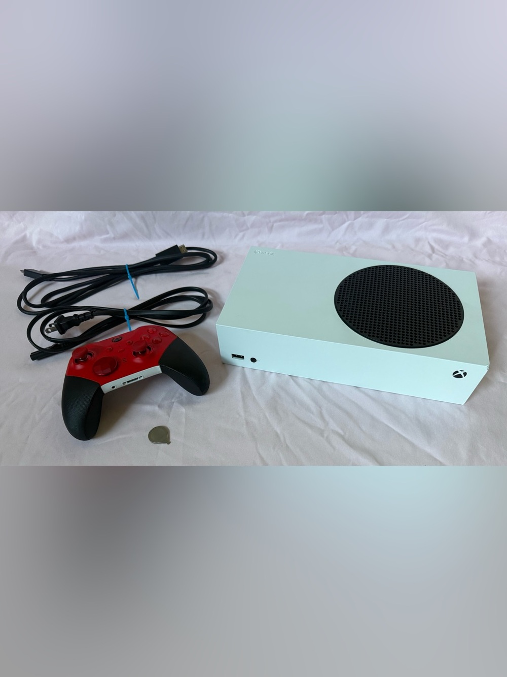Xbox Series S 512GB All-Digital Console + Xbox Elite Controller Series 2 Core